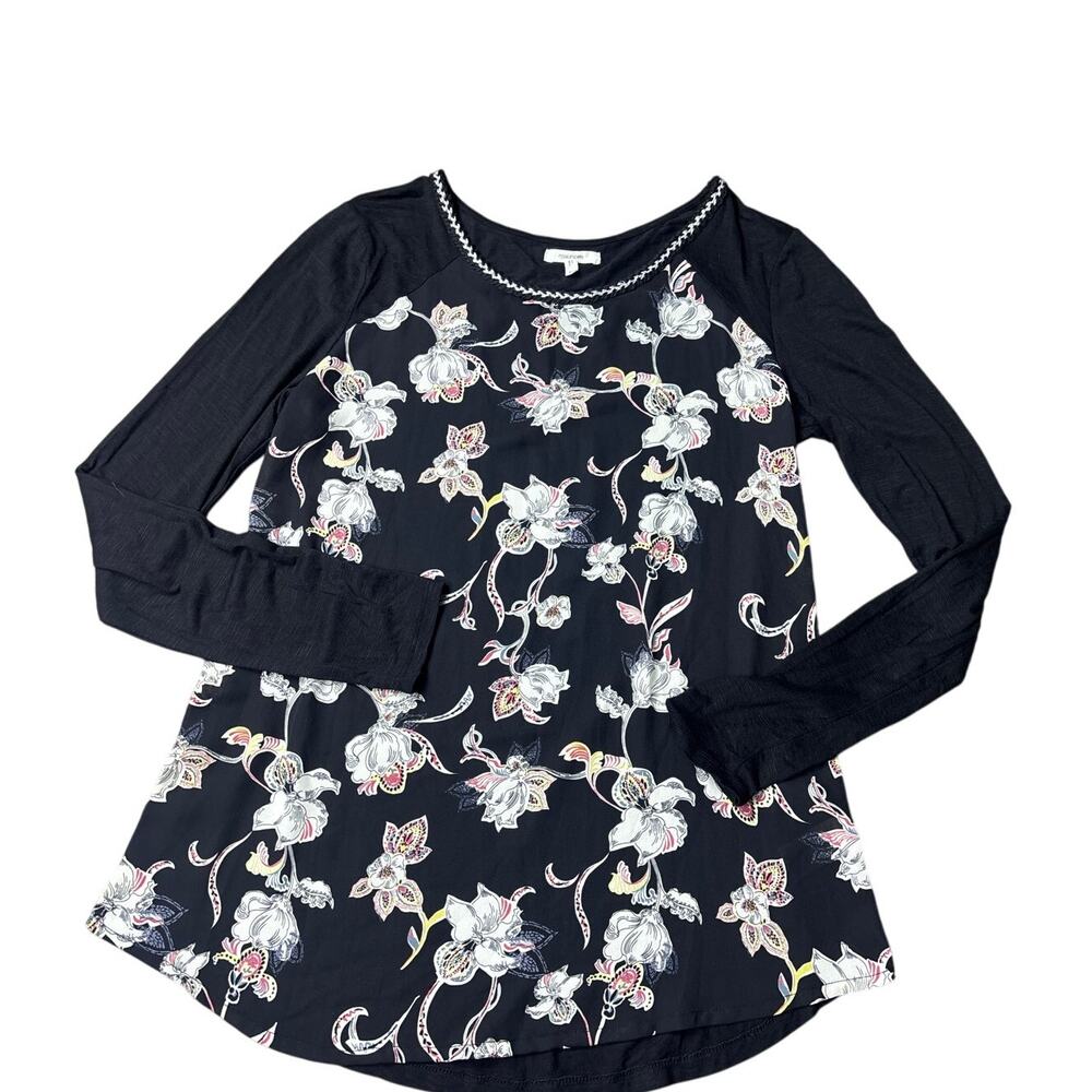 Maurices Floral Mixed Media Top Sz M Black Long Sleeve Braid Neck Blouse Tee